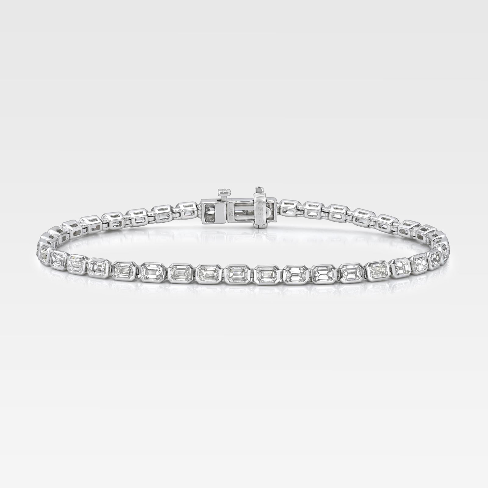 Lab Grown Emerald Bezel Tennis Bracelet East West